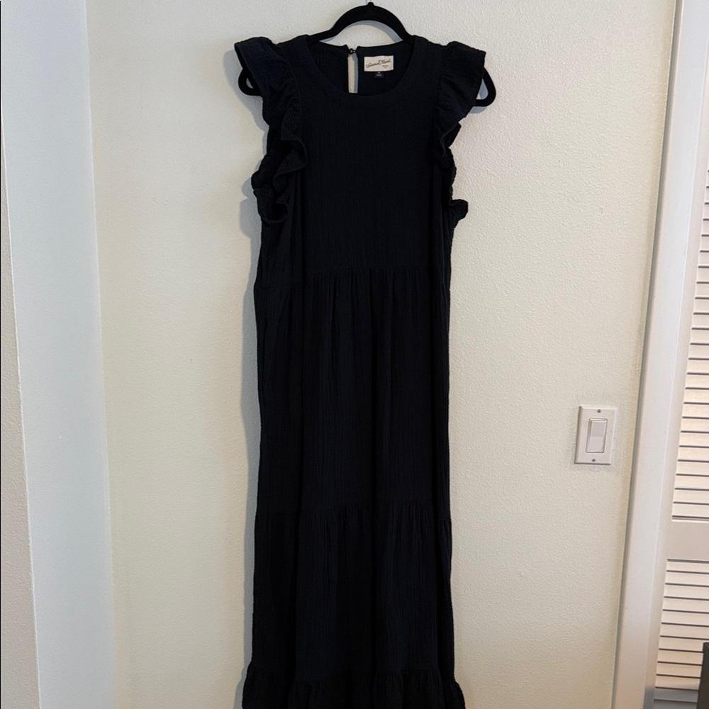 Universal Thread Black Textured Dress Size Medium